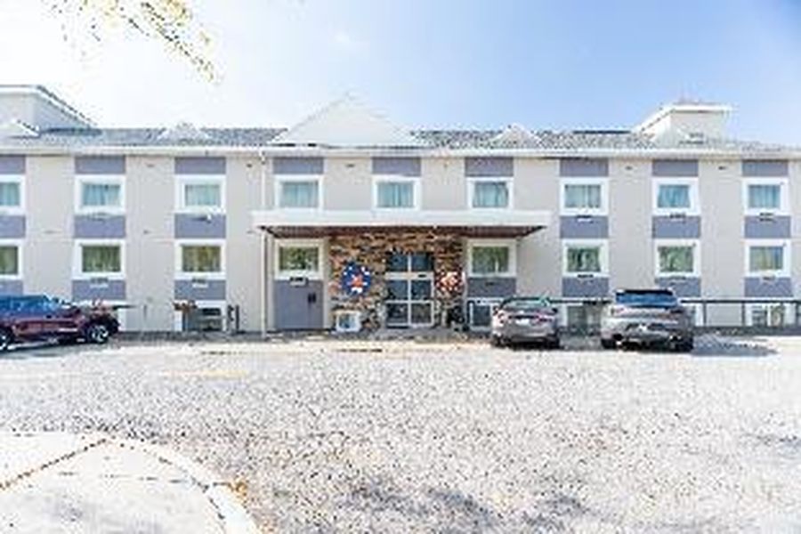 photo-0