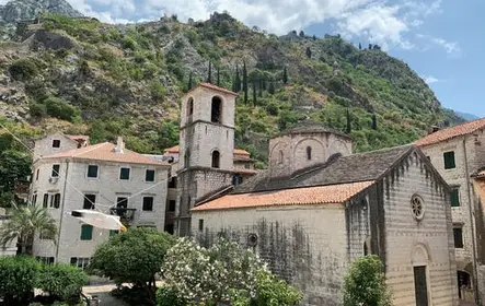Descoberta autoguiada em Kotor - ruas medievais da Cidade Velha