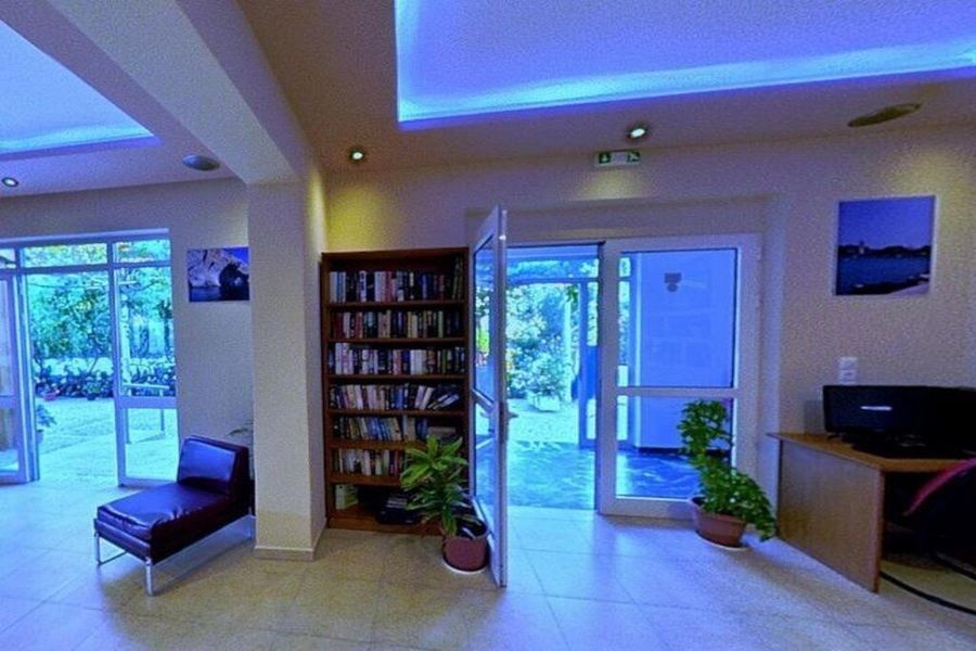 photo-1