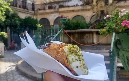 Excursão gastronômica de rua em Palermo
