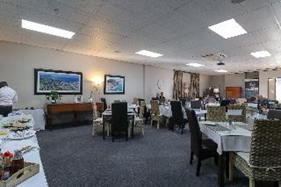 photo-0