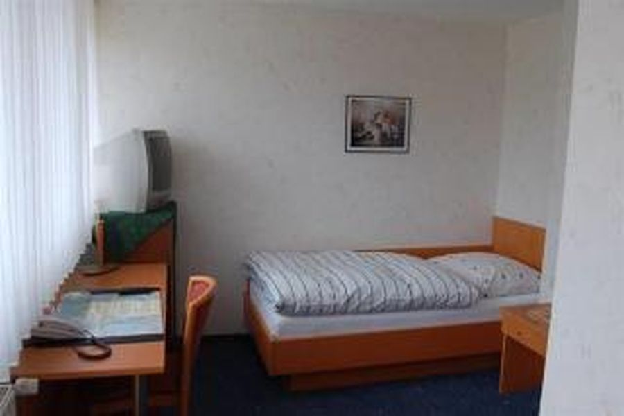 photo-0