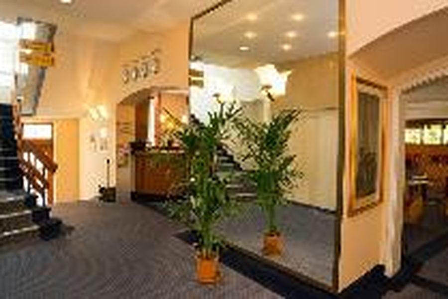 photo-1