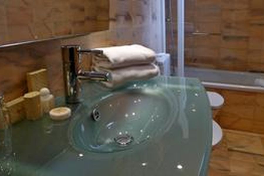 photo-1