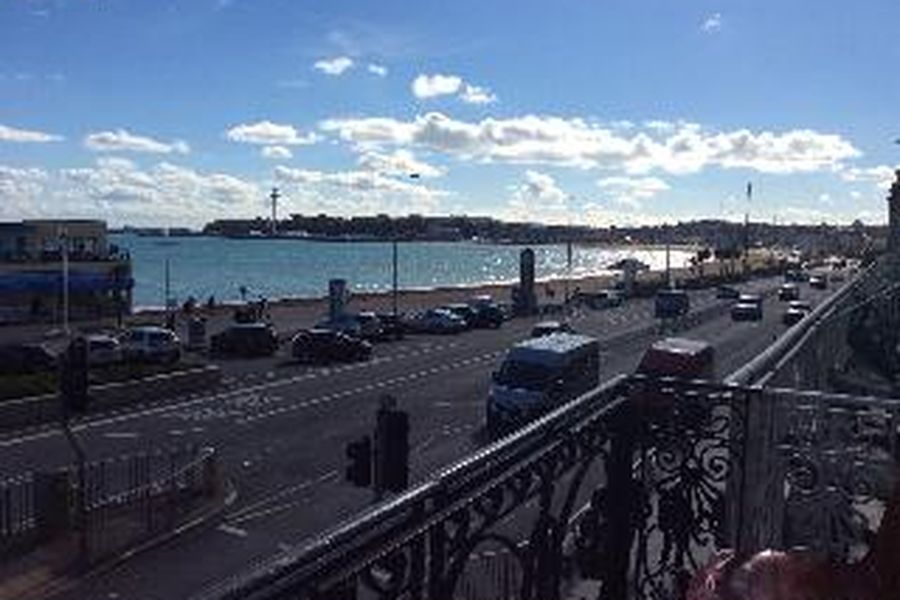 photo-1
