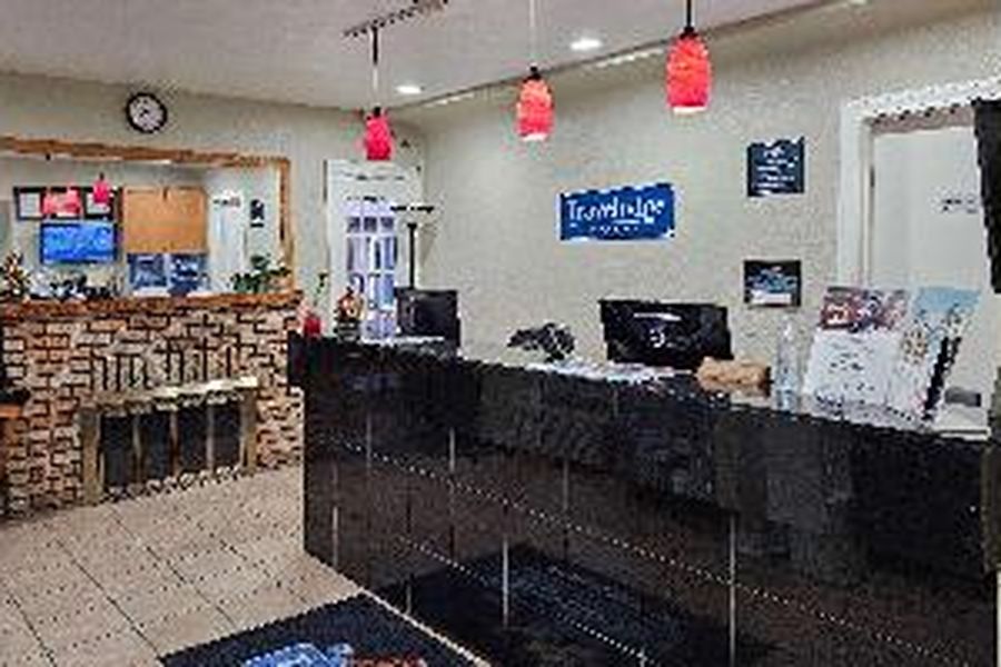 photo-1