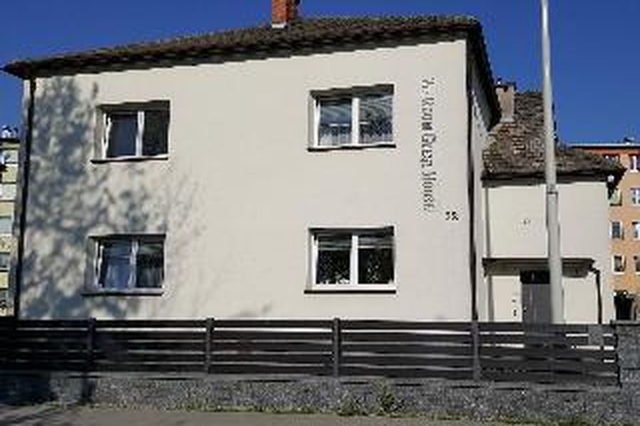 photo-1