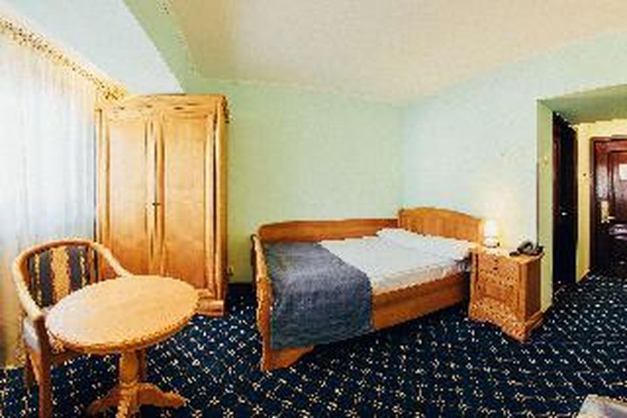photo-0
