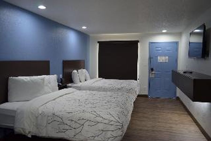 photo-0