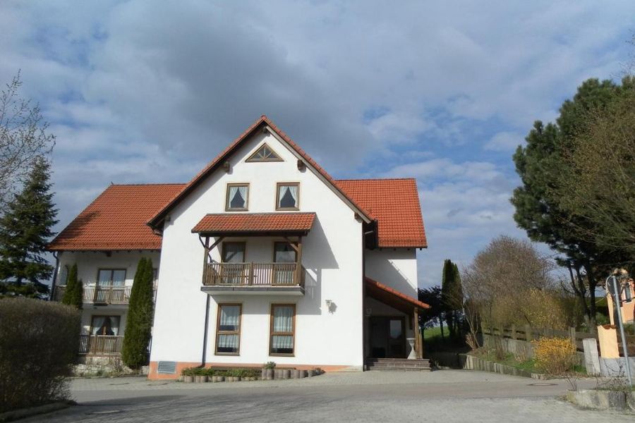 photo-0