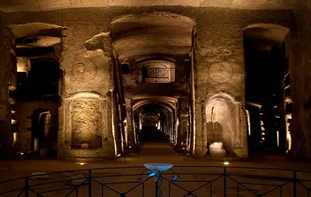 Visita guiada às Catacumbas de San Gennaro