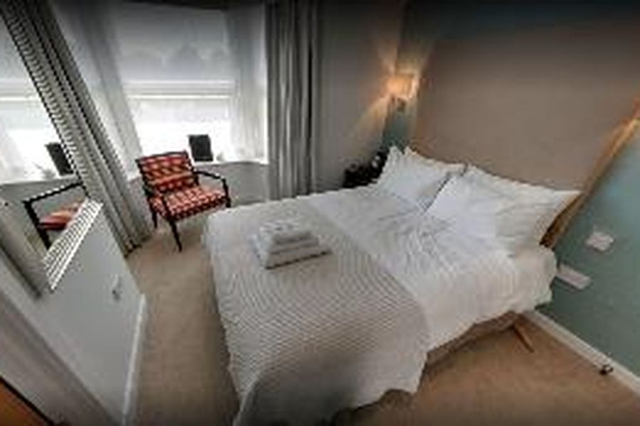 photo-0