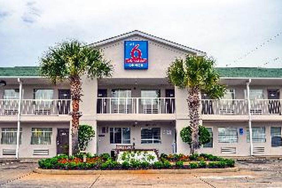 photo-1